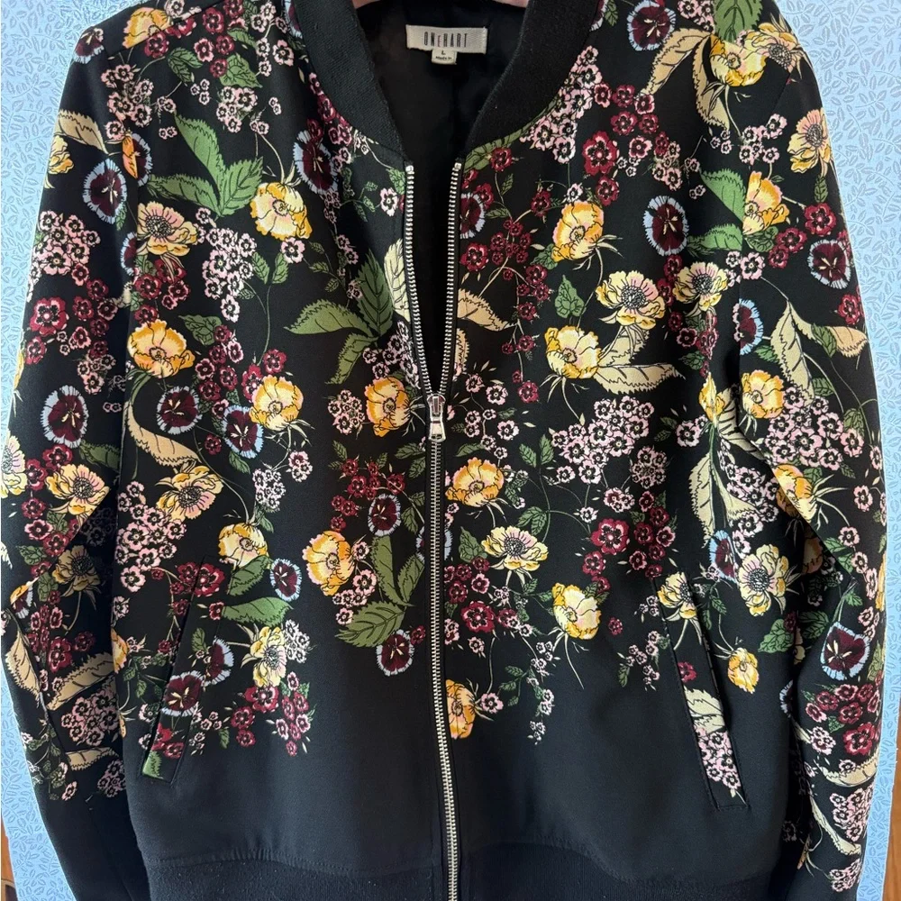 Women’s One Hart Floral Black Bomber Jacket - Size L - Picture 2 of 9